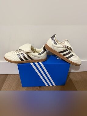 🔥 Adidas Samba LT W – Classic Gum Sole – Brand New! 🔥